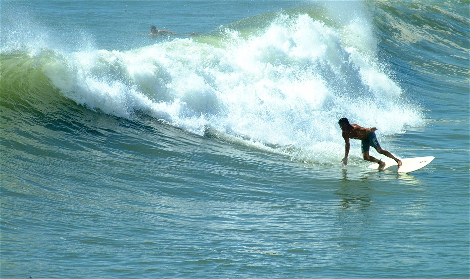 (43) Dscf1467 (misc bob hall surfers).jpg   (950x564)   280 Kb                                    Click to display next picture